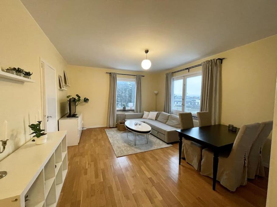 Apartmán Trivsamma Lagenheter Med Fri Parkering Stockholm Exteriér fotografie