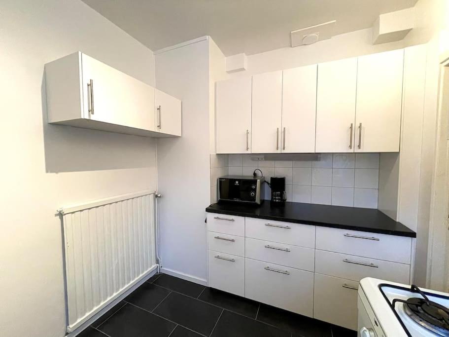 Apartmán Trivsamma Lagenheter Med Fri Parkering Stockholm Exteriér fotografie